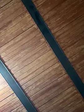 LiaCollings online show from April 15, 2026, 11:17 am