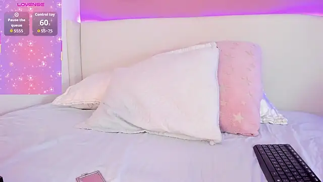 Snapshot of _Saandy chatting on November 22, 2025, 12:04 pm Saandy online show from November 22, 2025, 12:04 pm