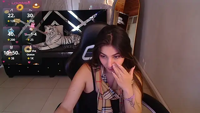 emily cooper t online show from March 2, 2026, 8:04 pm