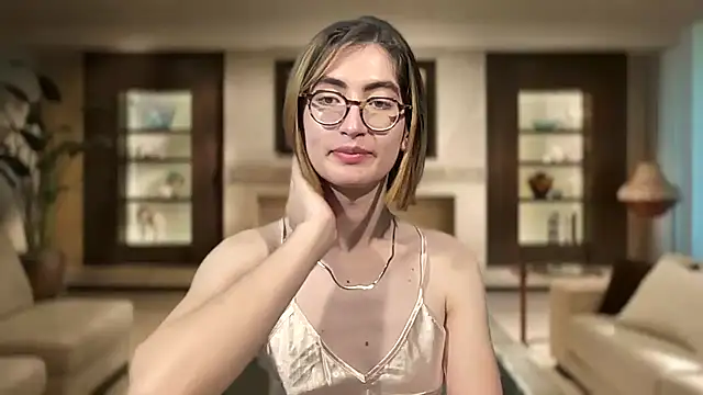 rousseblossom online show from November 16, 2025, 11:43 pm