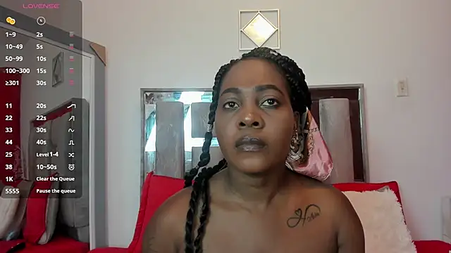 Emilly roaa online show from March 4, 2026, 12:00 pm