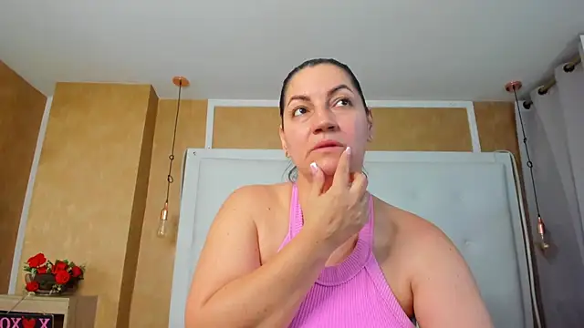 Heidy milf online show from July 9, 2026, 8:35 pm