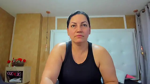 Heidy milf online show from August 5, 2026, 8:33 pm