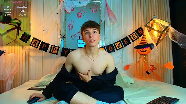 TaylerWhite online show from October 26, 2025, 1:06 pm