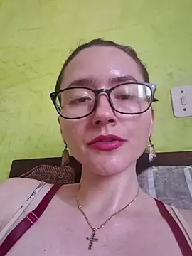 Snapshot of Linda_Hot13 chatting on September 11, 2025, 2:06 pm Linda Hot13 online show from September 11, 2025, 2:06 pm