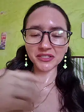 Snapshot of Linda_Hot13 chatting on October 11, 2025, 2:04 pm Linda Hot13 online show from October 11, 2025, 2:04 pm