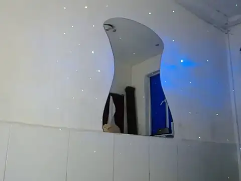 Snapshot of Sexy_hotlatin25 chatting on September 27, 2025, 9:42 pm Sexy hotlatin25 online show from September 27, 2025, 9:42 pm