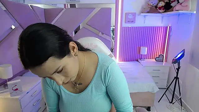 Snapshot of Mia_garcia28 chatting on November 22, 2025, 7:46 pm Mia garcia28 online show from November 22, 2025, 7:46 pm