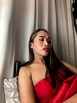 RomanticPearlTS online show from January 8, 2026, 1:57 pm