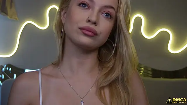 Snapshot of kellypeachcake chatting on October 8, 2025, 5:05 am kellypeachcake online show from October 8, 2025, 5:05 am