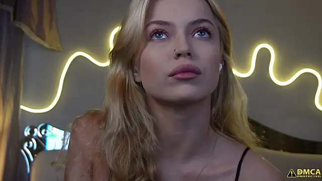 Snapshot of kellypeachcake chatting on October 28, 2025, 5:44 am kellypeachcake online show from October 28, 2025, 5:44 am