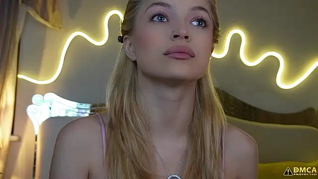 Snapshot of kellypeachcake chatting on November 23, 2025, 5:18 am kellypeachcake online show from November 23, 2025, 5:18 am