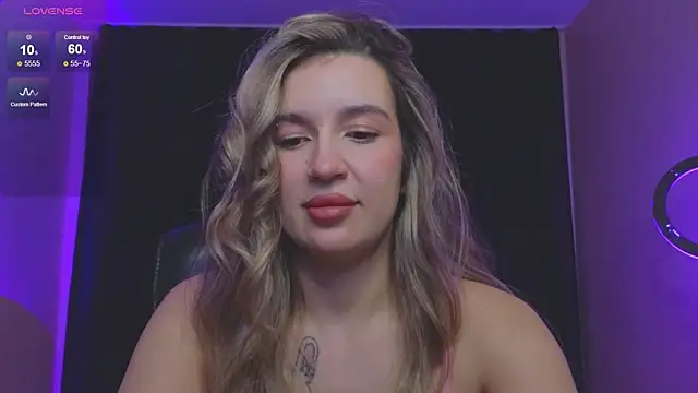 RoxyChill online show from December 4, 2025, 11:35 pm