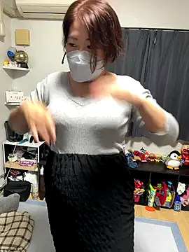 hima-wari0707 online show from October 20, 2025, 4:51 pm