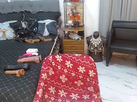 Snapshot of LustfullVelindaks chatting on February 12, 2026, 8:09 am LustfullVelindaks online show from February 12, 2026, 8:09 am