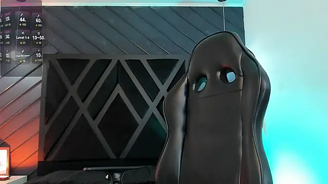 marco garciia  online show from December 2, 2025, 11:23 pm