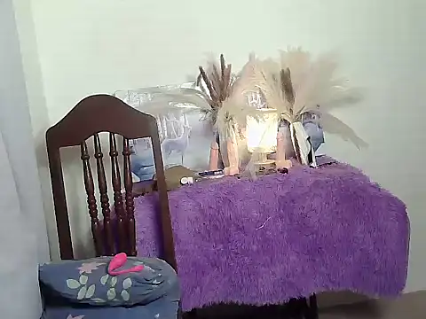 Snapshot of Madylinebigcock69 chatting on October 26, 2025, 11:27 am Madylinebigcock69 online show from October 26, 2025, 11:27 am