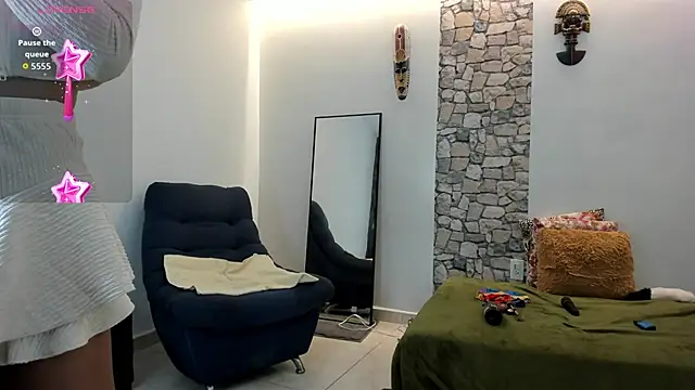 PIINK 2025 online show from October 21, 2025, 2:51 pm