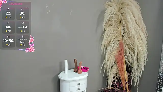 sienna glow online show from April 16, 2026, 1:45 pm