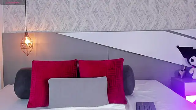 Snapshot of krystal_foxx chatting on November 17, 2025, 5:08 pm krystal foxx online show from November 17, 2025, 5:08 pm