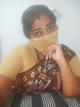 Rojaa009 online show from October 11, 2025, 5:55 pm