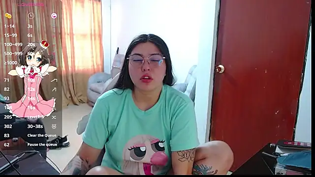 Snapshot of Hanna-11 chatting on October 24, 2025, 8:16 pm Hanna-11 online show from October 24, 2025, 8:16 pm