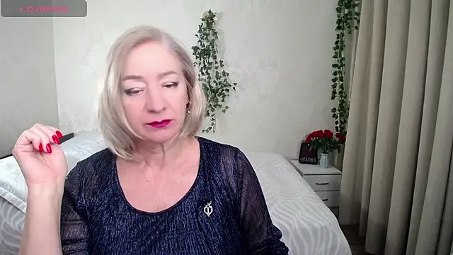 Snapshot of hunters_woman chatting on November 30, 2025, 11:20 pm hunters woman online show from November 30, 2025, 11:20 pm