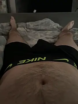 naughtycoupl98 online show from February 13, 2026, 10:33 am