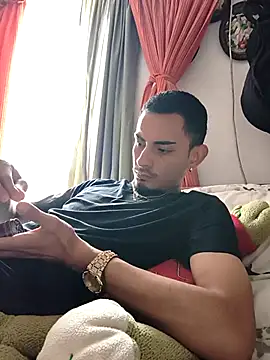 Snapshot of Exlifer chatting on April 5, 2026, 4:26 pm Exlifer online show from April 5, 2026, 4:26 pm