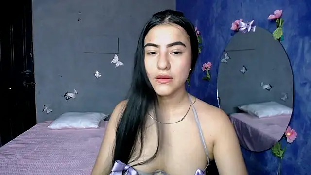 Snapshot of Karina_sweet1 chatting on October 6, 2025, 4:15 pm Karina sweet1 online show from October 6, 2025, 4:15 pm
