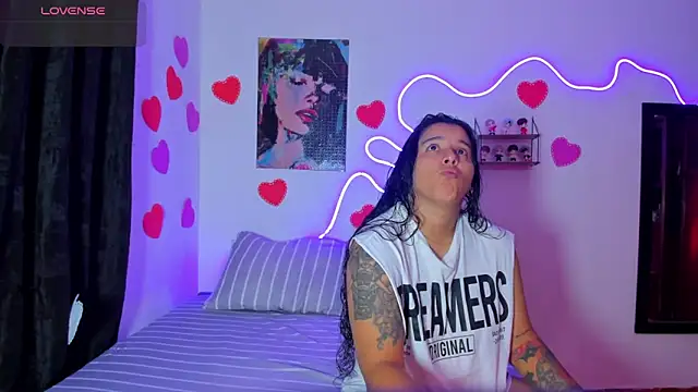 Dilan and Mia online show from February 27, 2026, 1:38 am