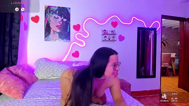 Dilan and Mia online show from March 28, 2026, 9:20 am