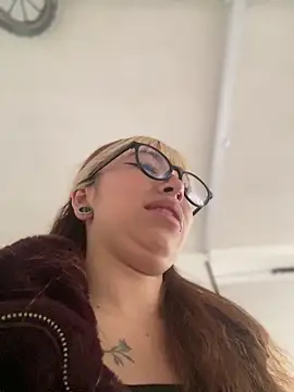 Sallem Pink online show from March 7, 2026, 11:18 am