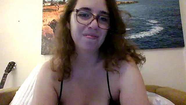 Snapshot of sweetsocalgirl chatting on May 21, 2026, 2:40 am sweetsocalgirl online show from May 21, 2026, 2:40 am