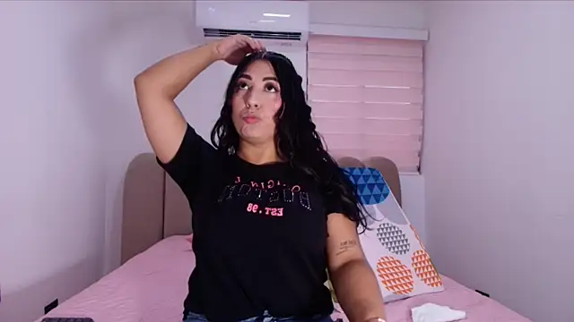 Snapshot of abbypratt chatting on December 1, 2025, 7:19 pm abbypratt online show from December 1, 2025, 7:19 pm