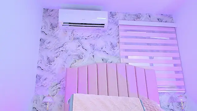 cataleya ebony  online show from November 13, 2025, 7:13 pm