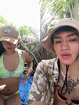 Snapshot of myc_hot chatting on September 29, 2025, 8:13 pm myc hot online show from September 29, 2025, 8:13 pm