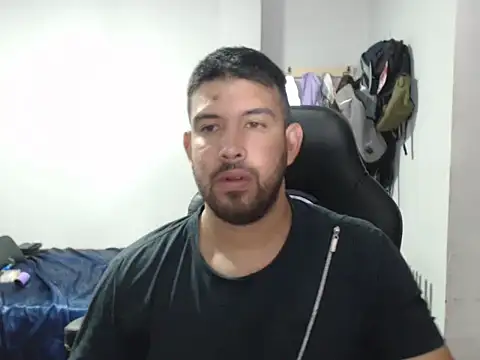 Axel11113 online show from September 20, 2025, 2:45 am