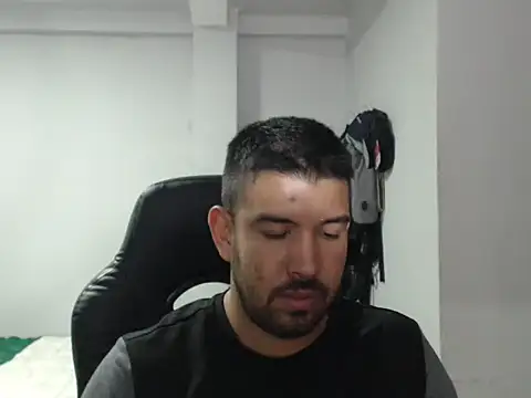 Axel11113 online show from November 8, 2025, 3:50 am