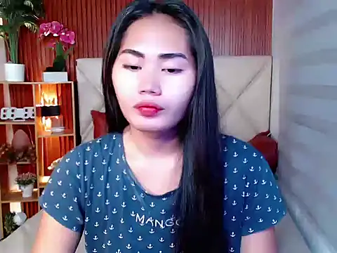 sluttyprincess0 online show from November 21, 2025, 10:41 pm