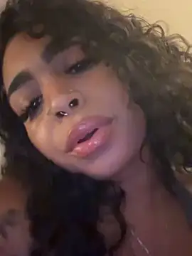 Snapshot of azaraxxxamor chatting on September 24, 2025, 2:04 am azaraxxxamor online show from September 24, 2025, 2:04 am