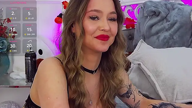 Snapshot of EvaMenders chatting on November 1, 2025, 5:37 pm EvaMenders online show from November 1, 2025, 5:37 pm