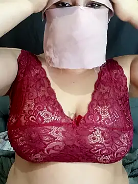 Queen-15 online show from March 25, 2026, 12:49 am