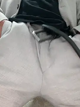 TheTurkishDelightinaSuit online show from April 20, 2026, 11:28 pm