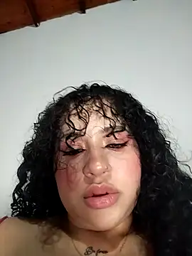 Criiis laurens online show from October 2, 2025, 11:34 pm
