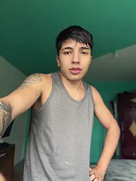 Snapshot of pabonsito chatting on April 17, 2026, 9:40 pm pabonsito online show from April 17, 2026, 9:40 pm