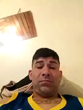 danielguerrerosxh online show from July 8, 2026, 5:28 pm