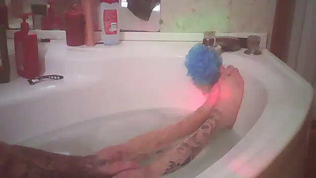 Snapshot of BonnienClyde5421 chatting on February 22, 2026, 4:46 am BonnienClyde5421 online show from February 22, 2026, 4:46 am