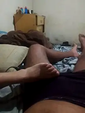 Lunna2025 online show from April 6, 2026, 4:57 am