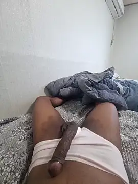 yesh x online show from April 25, 2026, 4:37 am